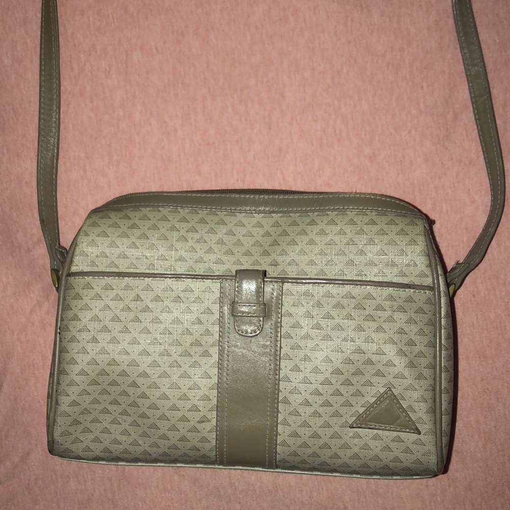 Liz Claiborne Purse